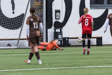 Bild 215 - wBJ FC St. Pauli - Walddoerfer SV : Ergebnis: 3:4